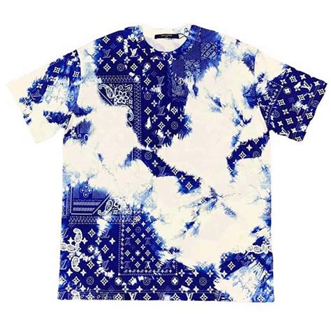 louis vuitton monogram bandana printed t-shirt|Louis Vuitton gradient t shirt.